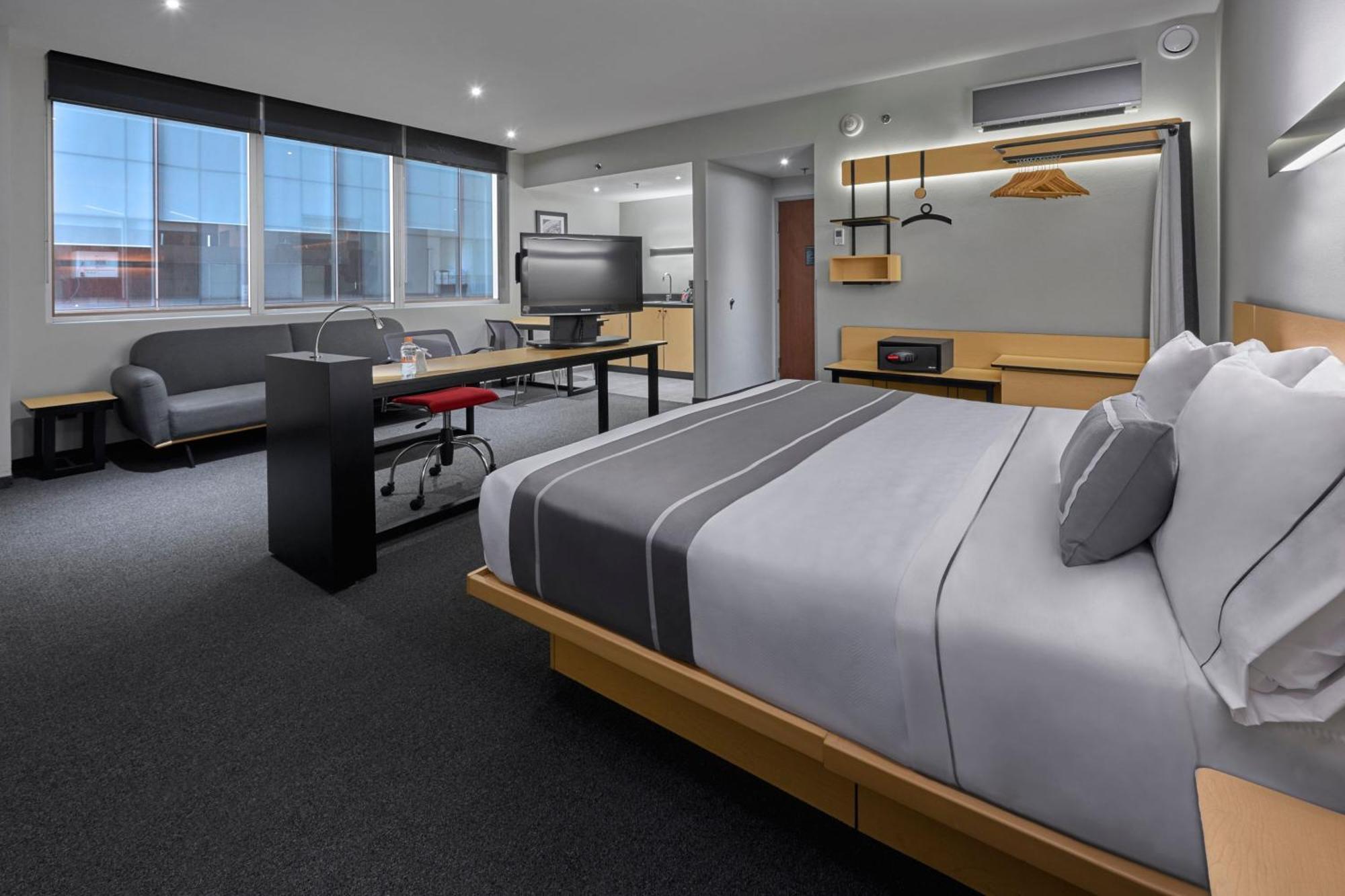 City Express Plus By Marriott Ciudad De Mexico Santa Fe Bagian luar foto